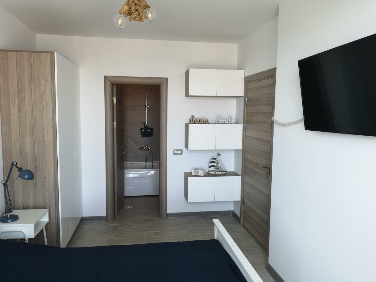Relax Inn Apartment 那沃达利 外观 照片